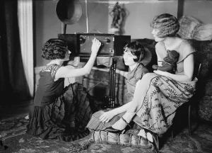 Why Did the Entertainment Industry Boom After WWI?
